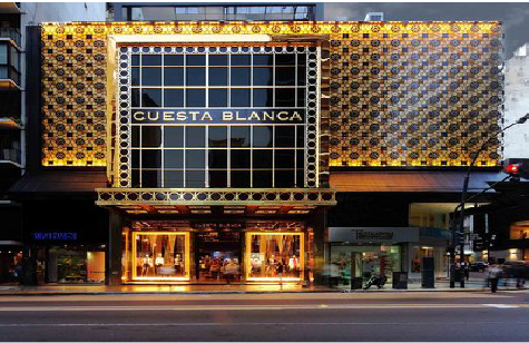 怒江门头设计与商业空间的纽带。